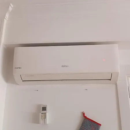 Cama Matrimonio Piso Compartido Ubytování v soukromí Torremolinos